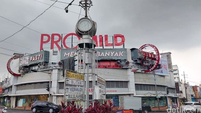 Toko Avia Malang: Toko Legendaris Sejak Era Kolonial, Surga Oleh-Oleh Kota Apel